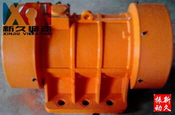 振動(dòng)電機(jī) 振動(dòng)電機(jī)