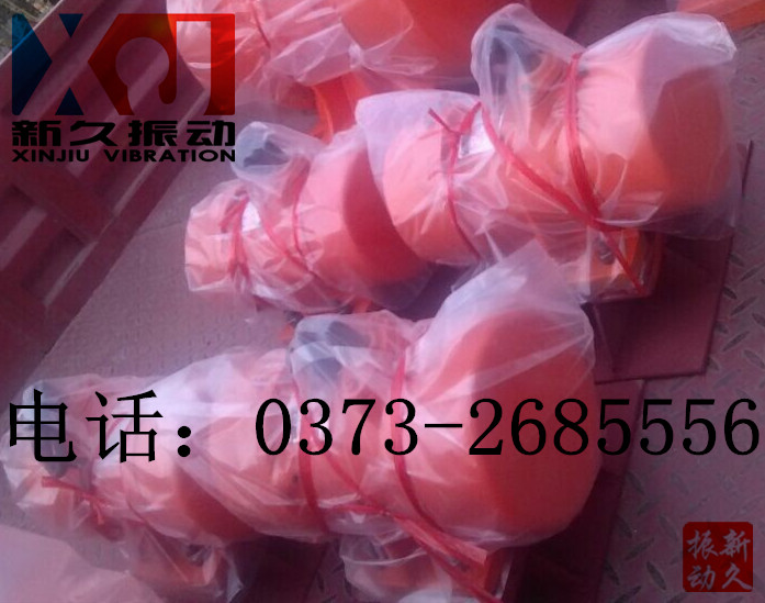 �}(c��ng)�����(d��ng)��