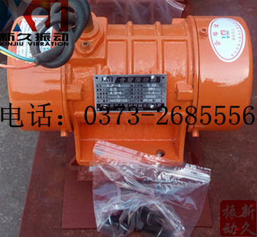 �}(c��ng)�����(d��ng)��