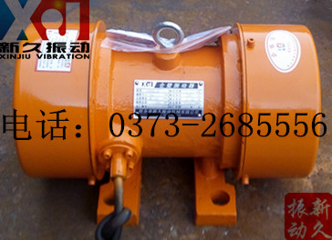 �}(c��ng)�����(d��ng)��